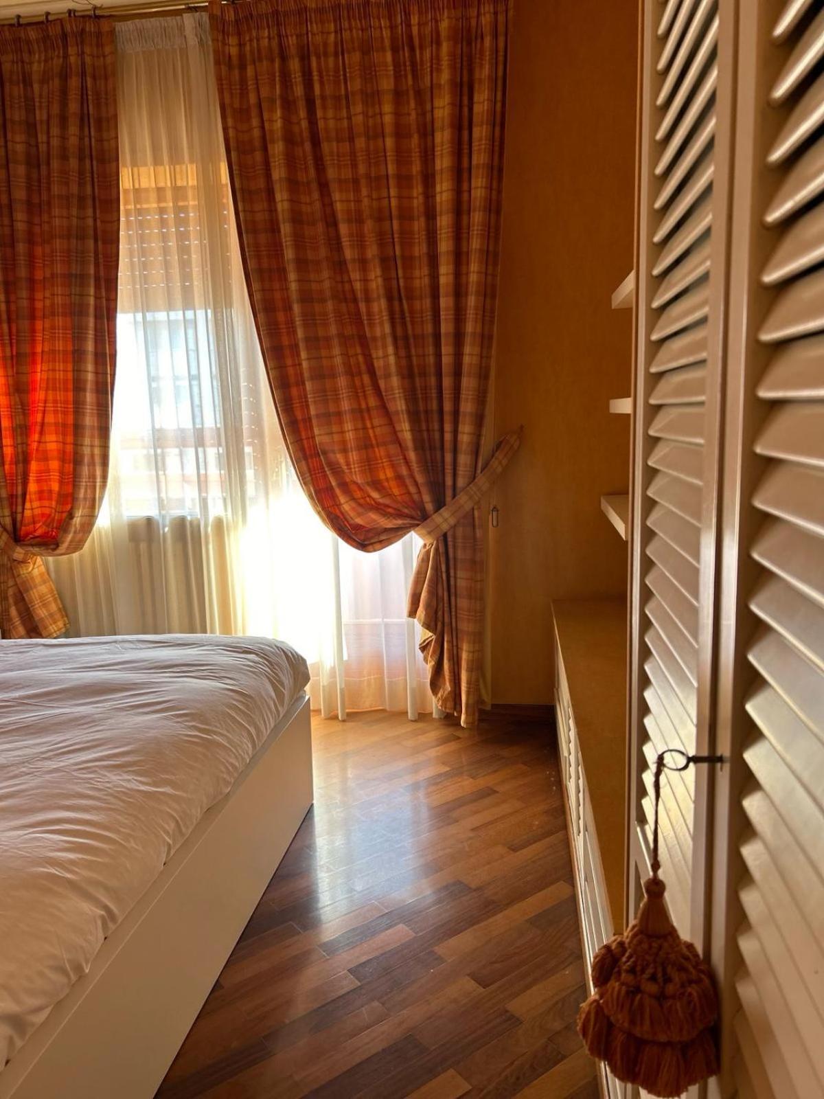 Front Beach Apartment - 3 Bedrooms バーリ エクステリア 写真