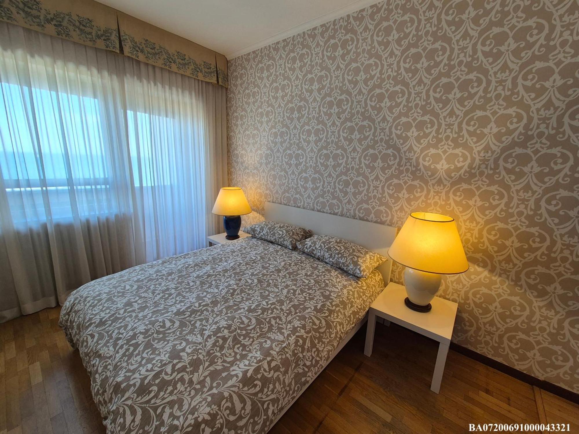 Front Beach Apartment - 3 Bedrooms バーリ エクステリア 写真